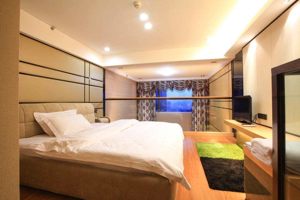 גואנגג'ואו Lunkai International Hotel חדר תמונה