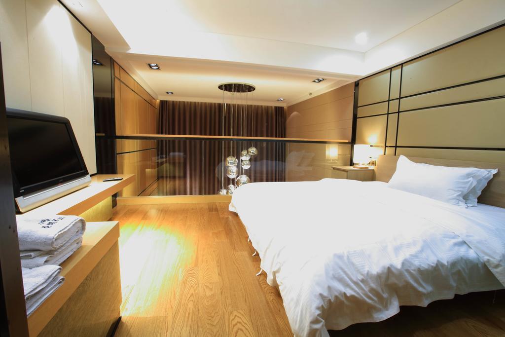 גואנגג'ואו Lunkai International Hotel חדר תמונה