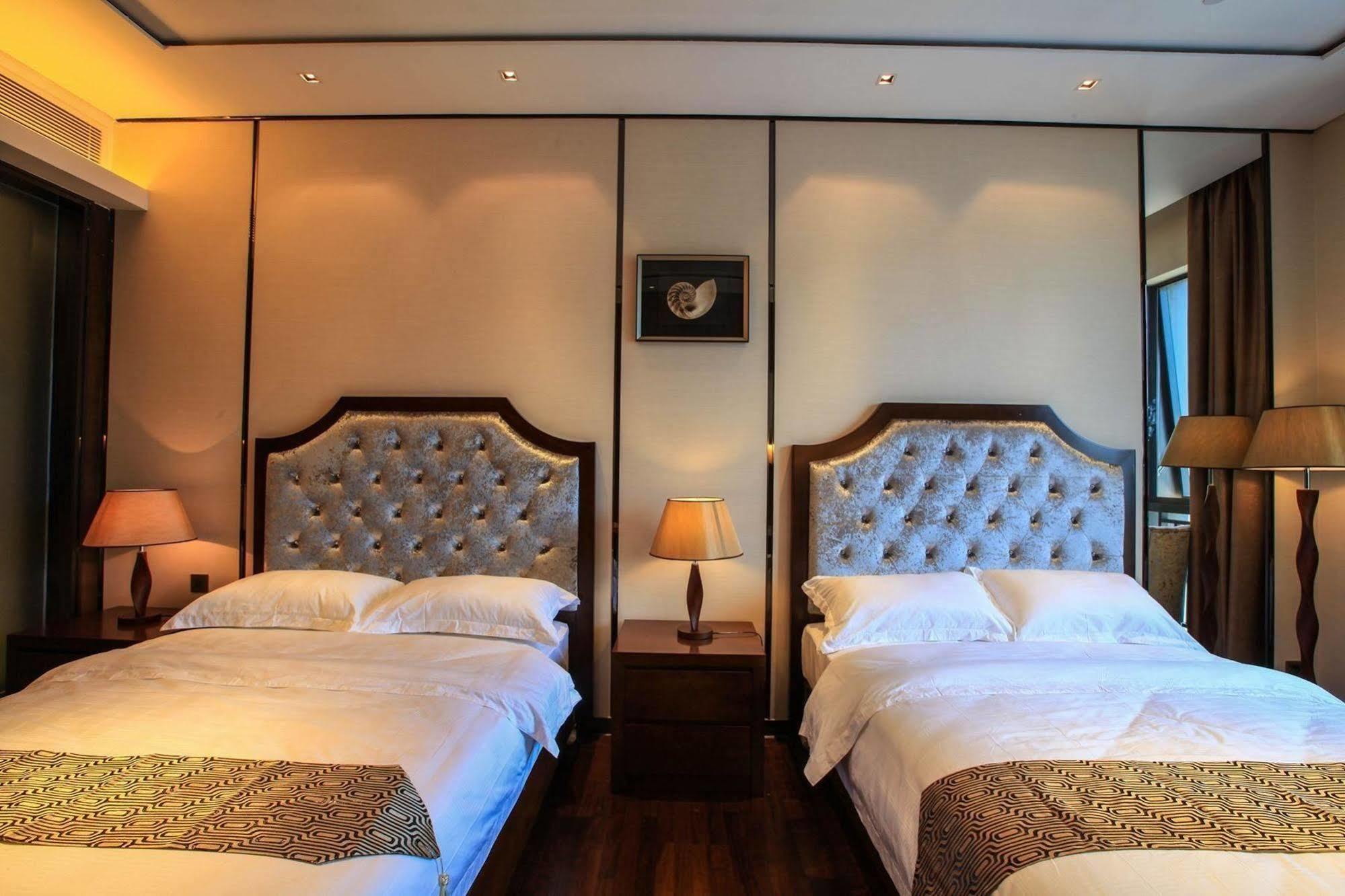 גואנגג'ואו Lunkai International Hotel מראה חיצוני תמונה