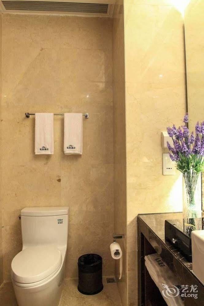 גואנגג'ואו Lunkai International Hotel מראה חיצוני תמונה