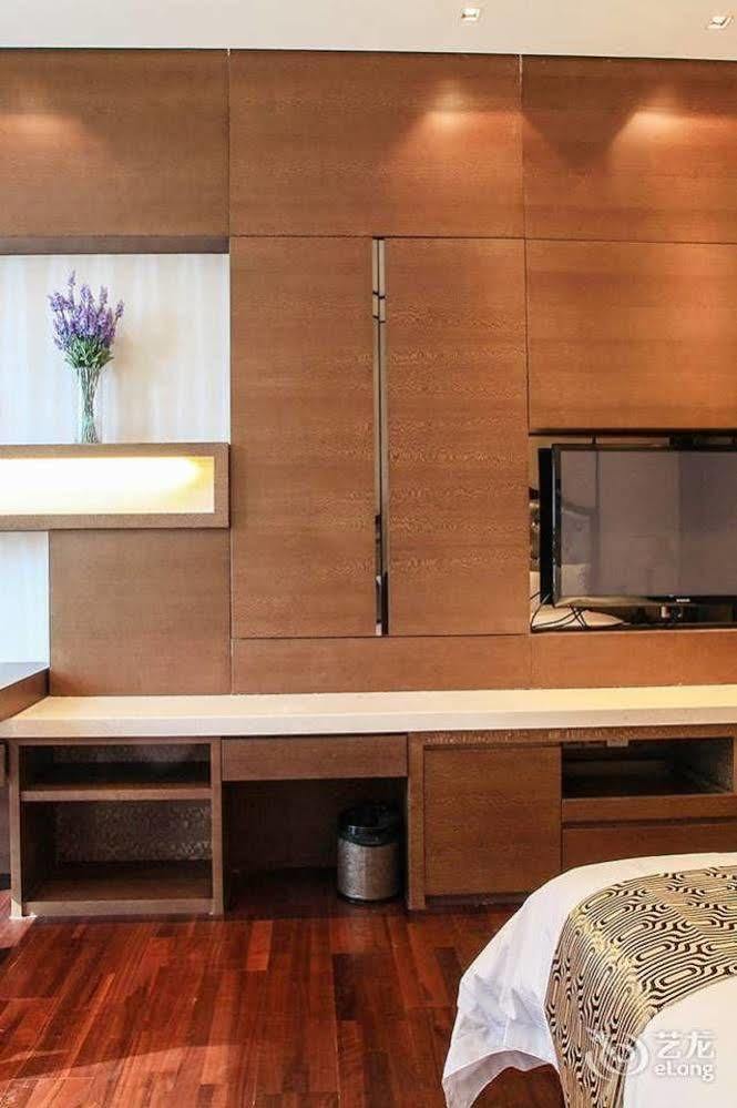 גואנגג'ואו Lunkai International Hotel מראה חיצוני תמונה